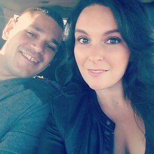 Meet your Posher, Hilary